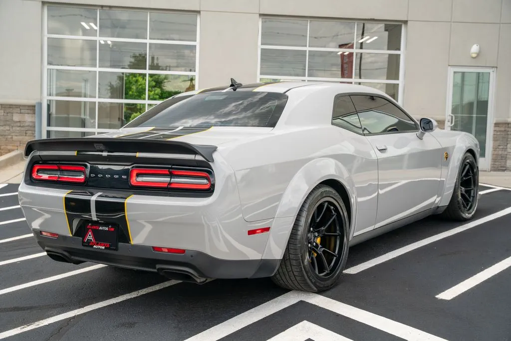 2021 Dodge Challenger SRT - Photo 14
