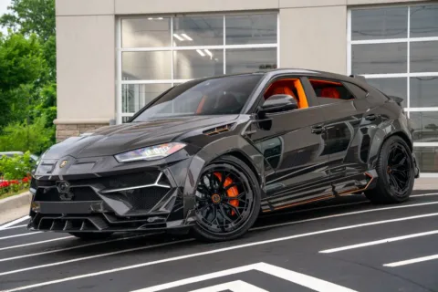 Photos of 2022 Lamborghini Urus for sale in Marietta, GA at Atlanta Autos