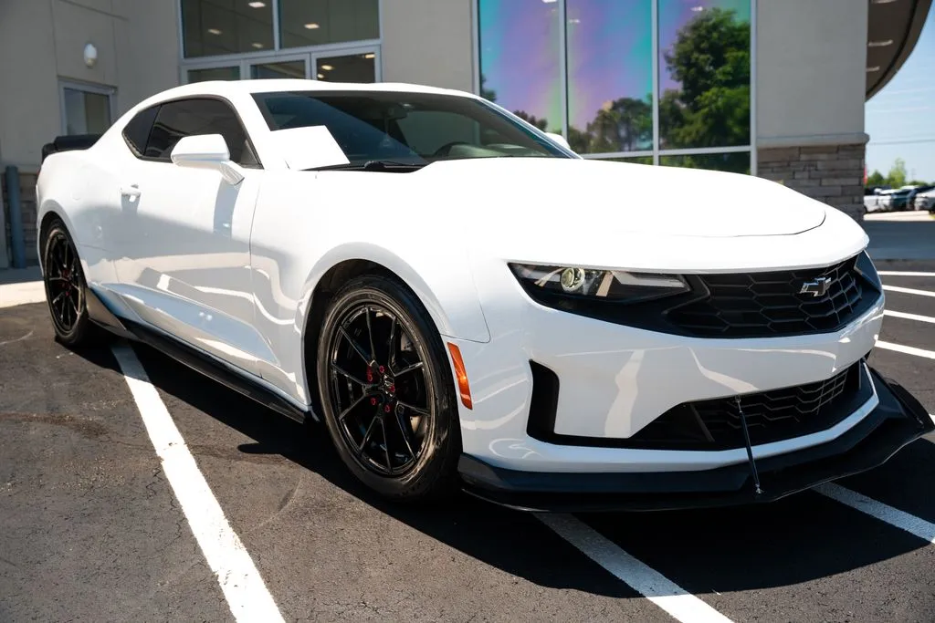 Chevrolet Camaro photo 8