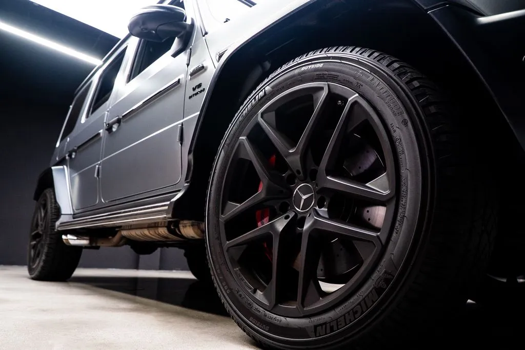 Mercedes-Benz G-Class photo 14