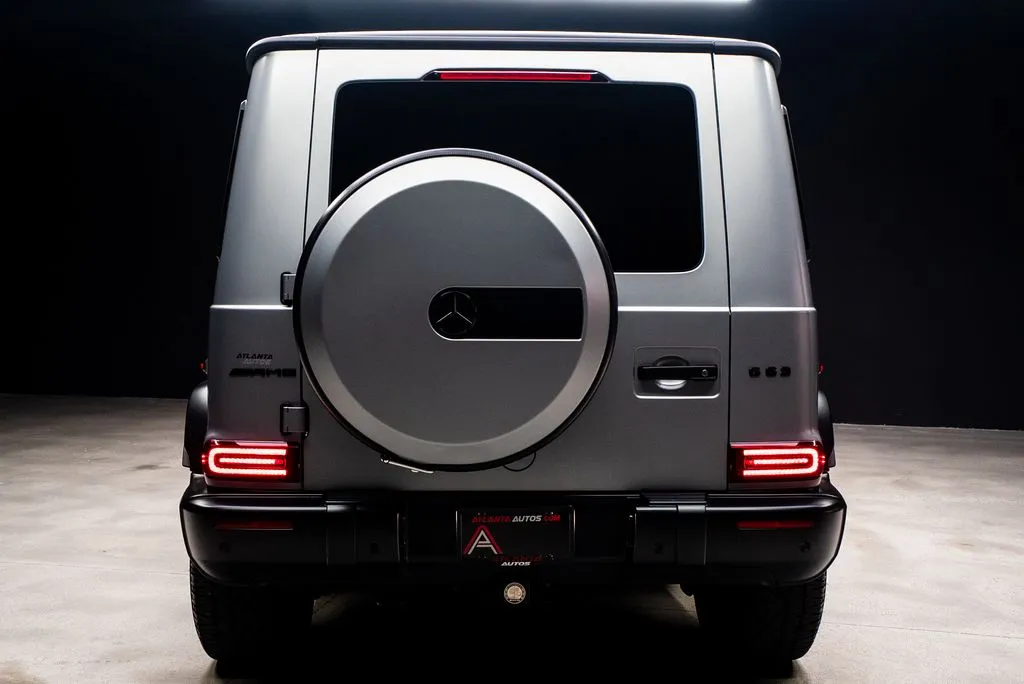 Mercedes-Benz G-Class photo 23