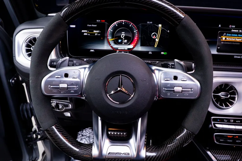 Mercedes-Benz G-Class photo 37