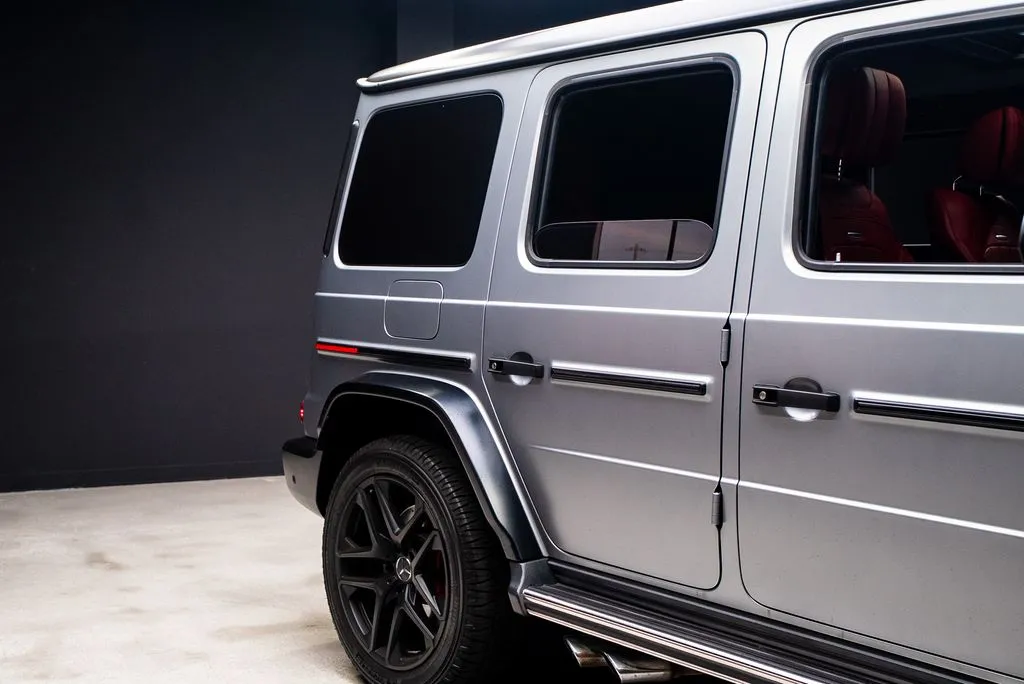 Mercedes-Benz G-Class photo 18