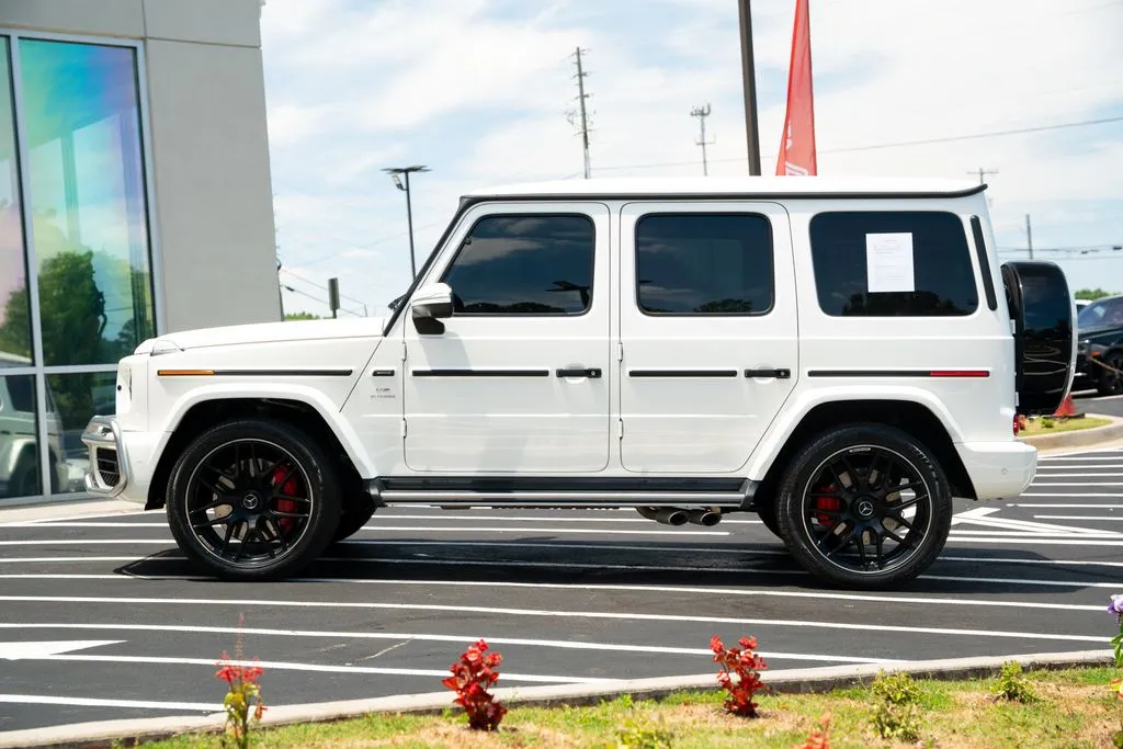 Mercedes-Benz G-Class photo 21