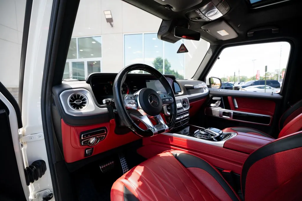Mercedes-Benz G-Class photo 29
