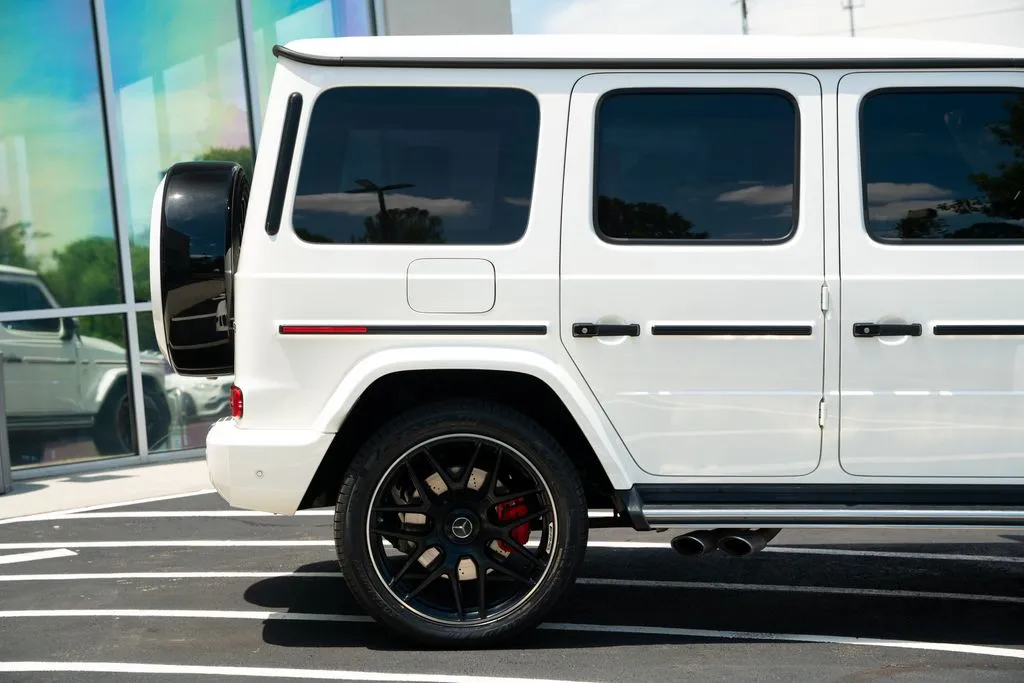 Mercedes-Benz G-Class photo 13