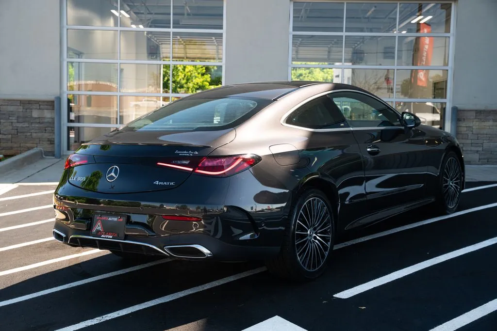 Mercedes-Benz CLE photo 14