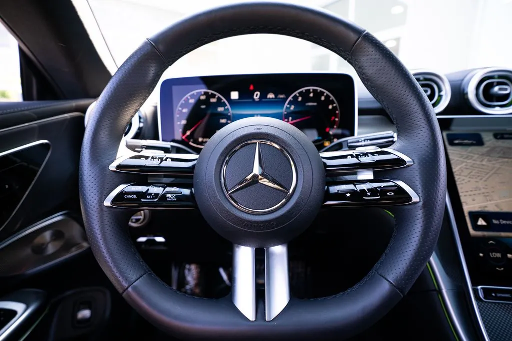 Mercedes-Benz CLE photo 38