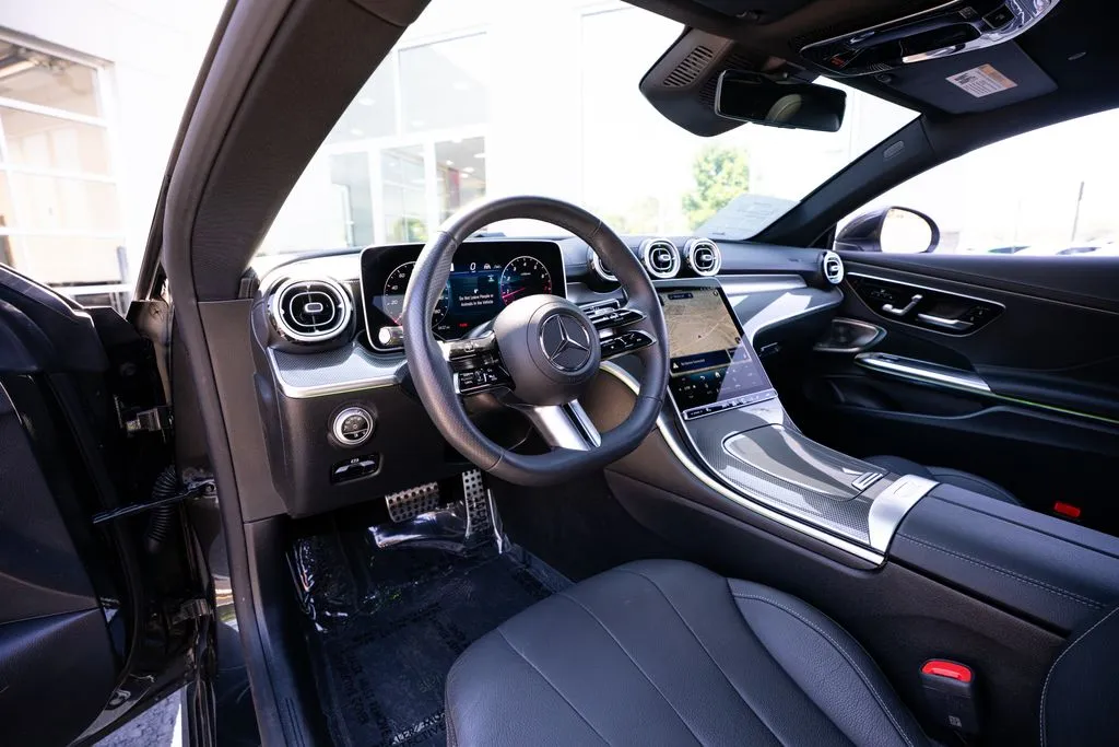 Mercedes-Benz CLE photo 33