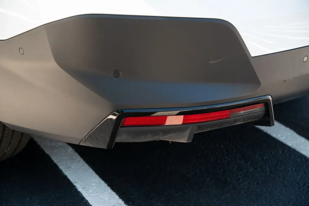 BMW iX photo 21
