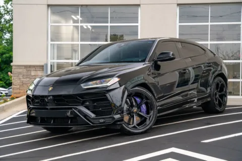 Photos of 2020 Lamborghini Urus for sale in Marietta, GA at Atlanta Autos