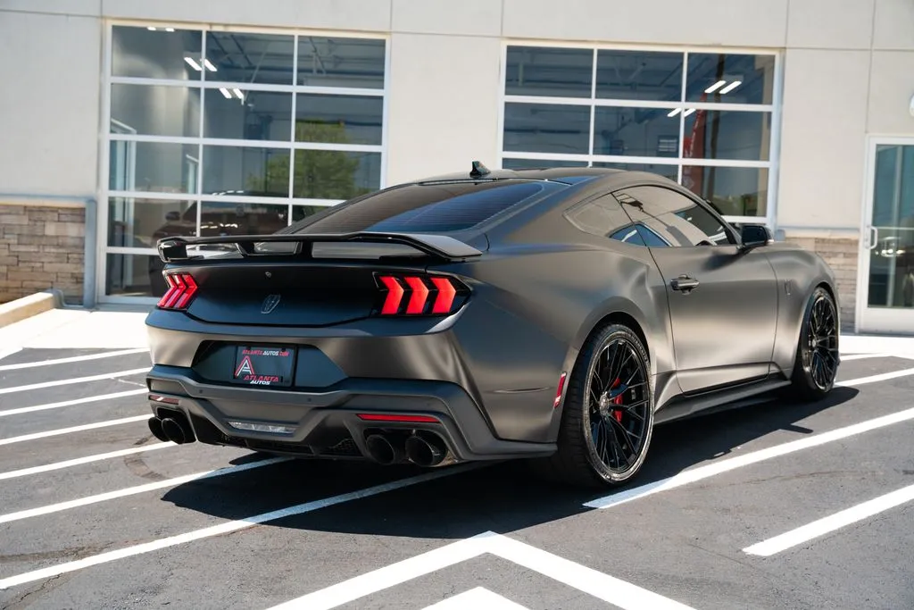 Ford Mustang photo 14