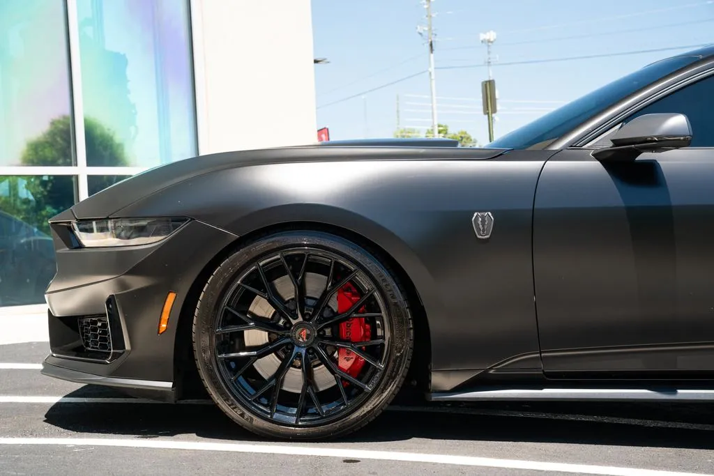 Ford Mustang photo 24