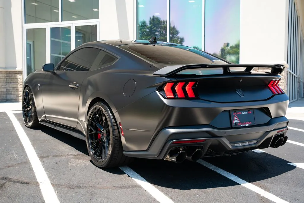 Ford Mustang photo 19