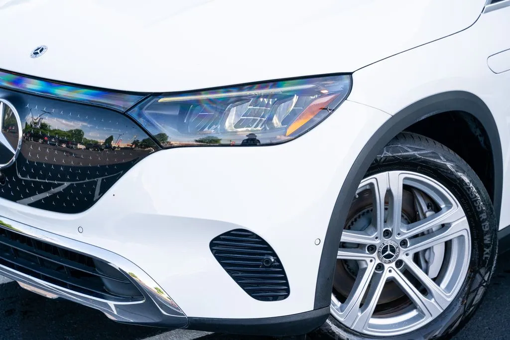 Mercedes-Benz EQE photo 3