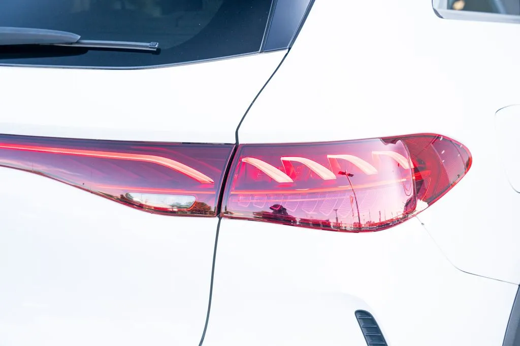 Mercedes-Benz EQE photo 15