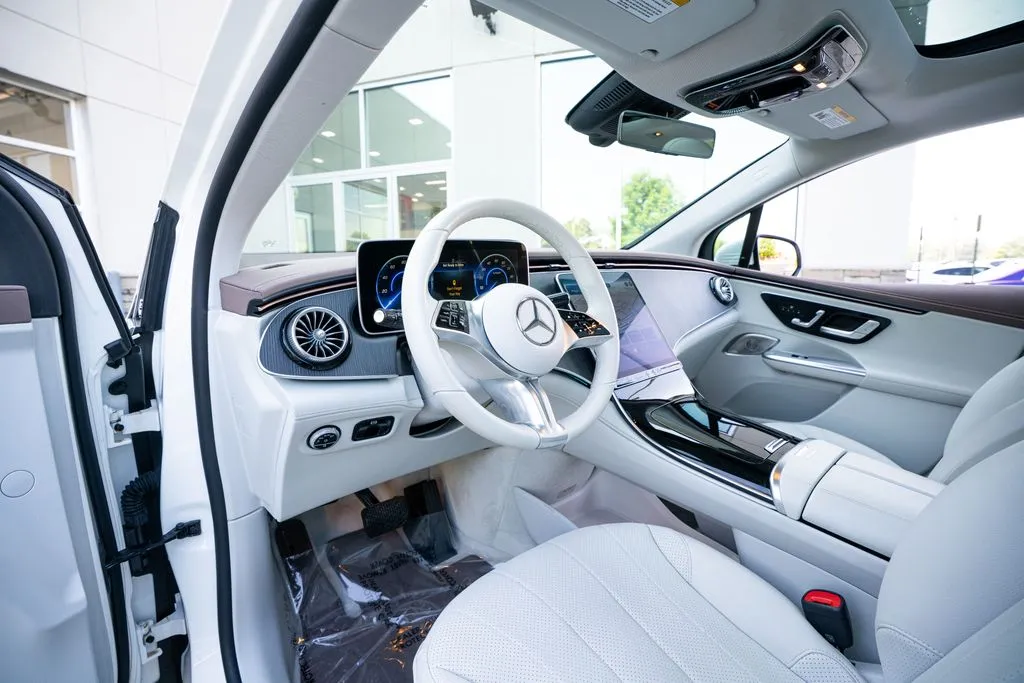 Mercedes-Benz EQE photo 31