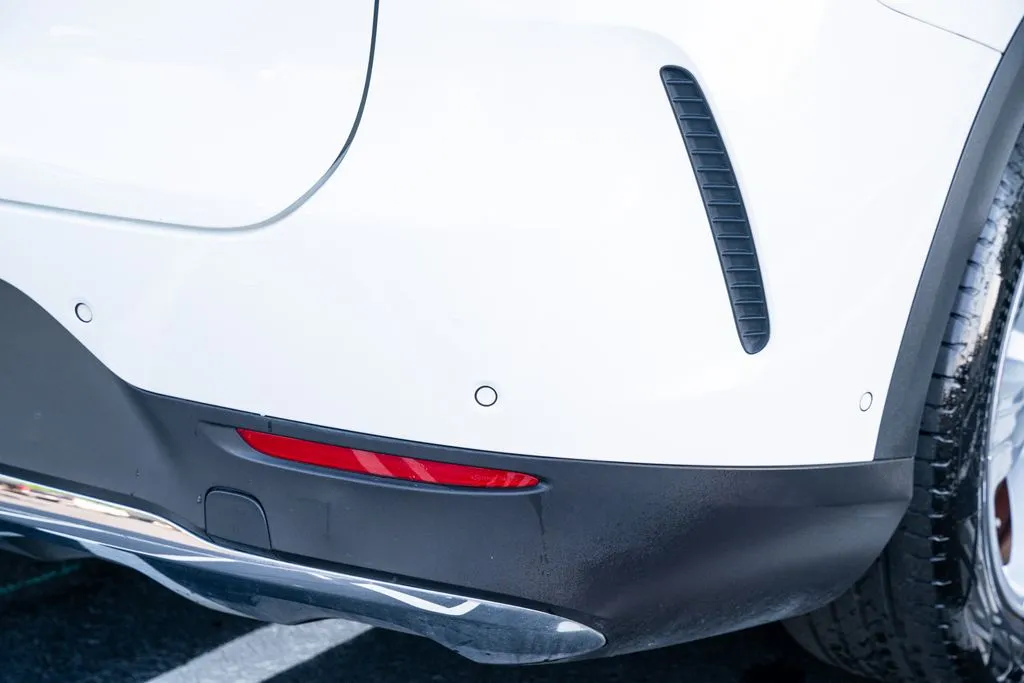 Mercedes-Benz EQE photo 16