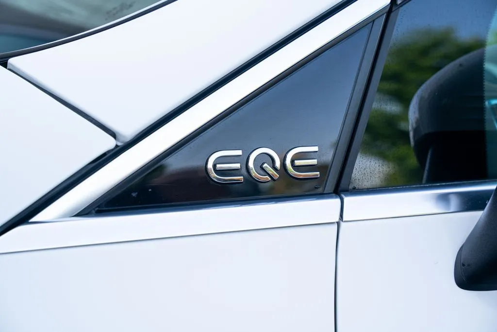 Mercedes-Benz EQE photo 26