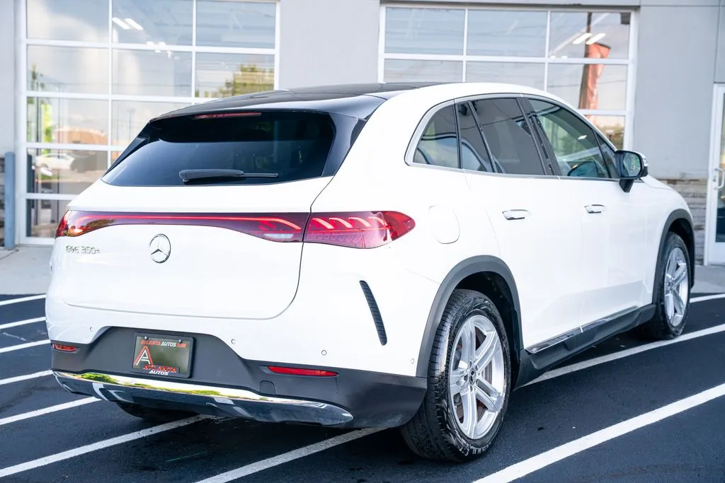 Mercedes-Benz EQE photo 14