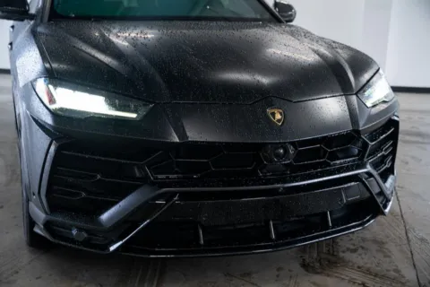 More photos of 2021 Lamborghini Urus at Atlanta Autos, GA