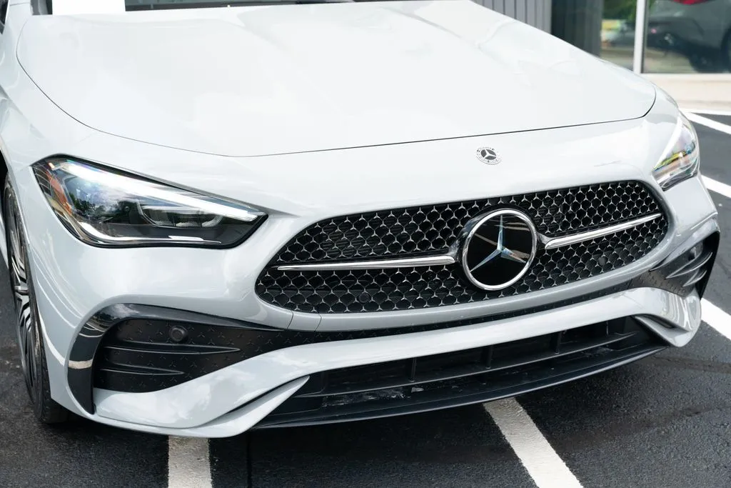 Mercedes-Benz CLE photo 5