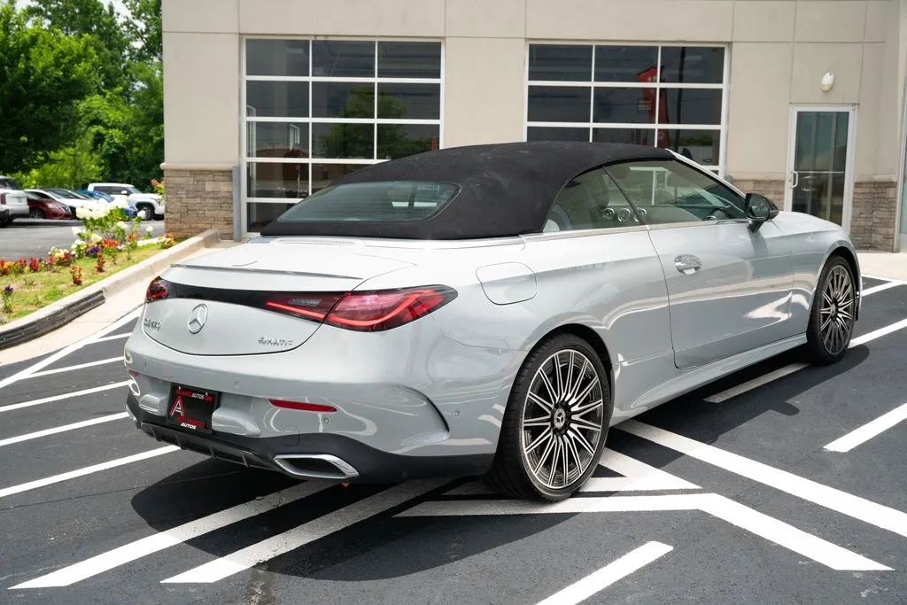 Mercedes-Benz CLE photo 12