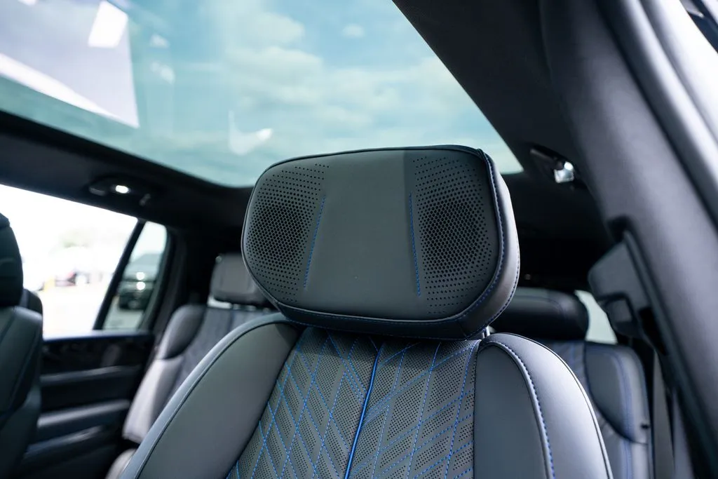Cadillac Escalade IQ photo 29
