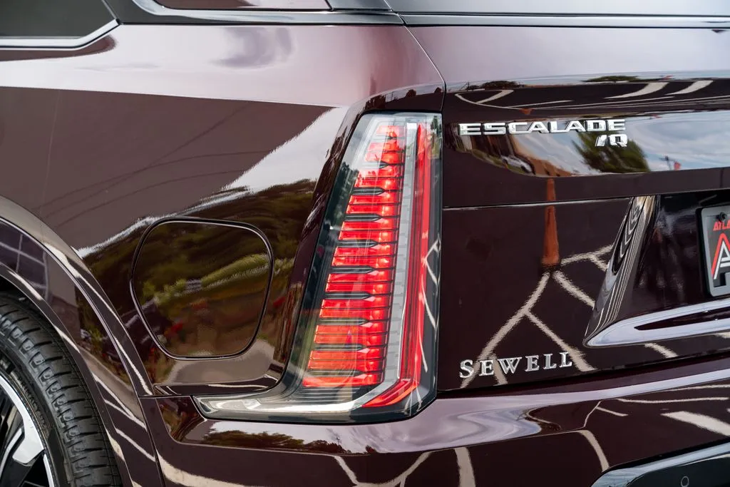 Cadillac Escalade IQ photo 16