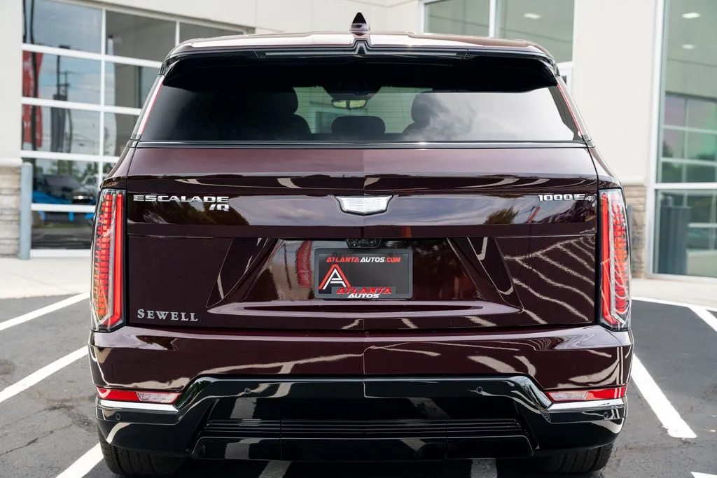 Cadillac Escalade IQ photo 14