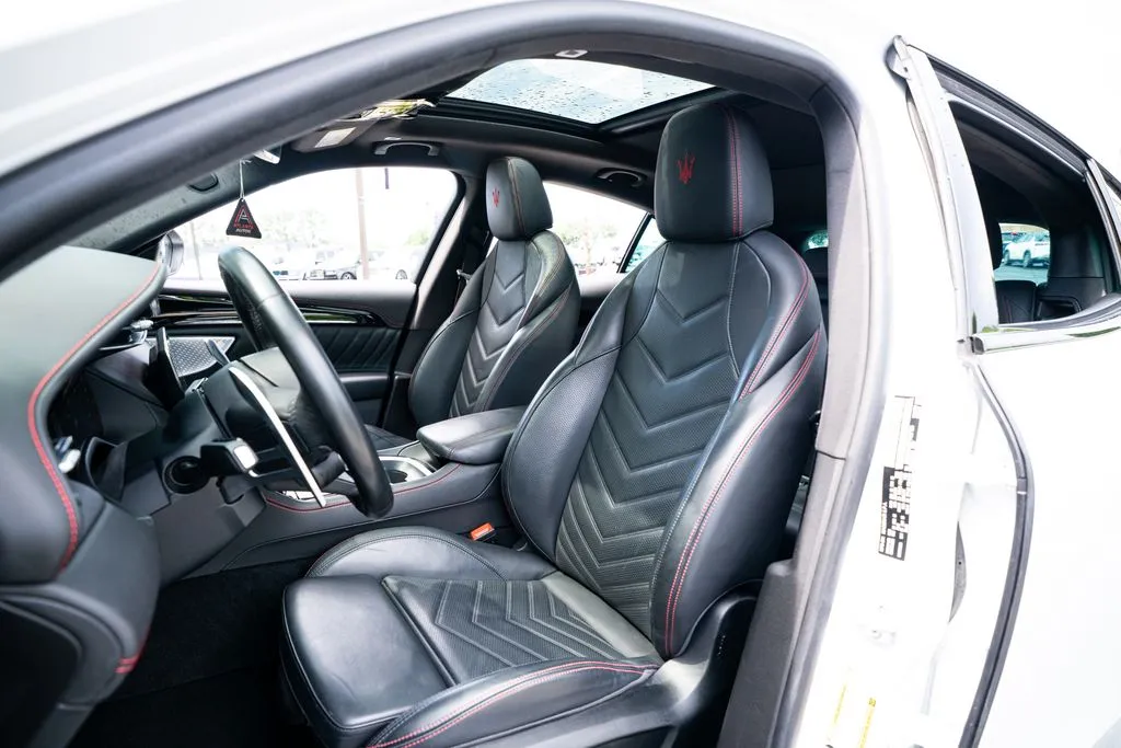 Maserati Grecale photo 35
