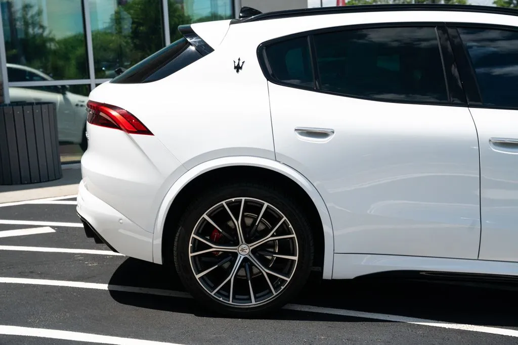 Maserati Grecale photo 13