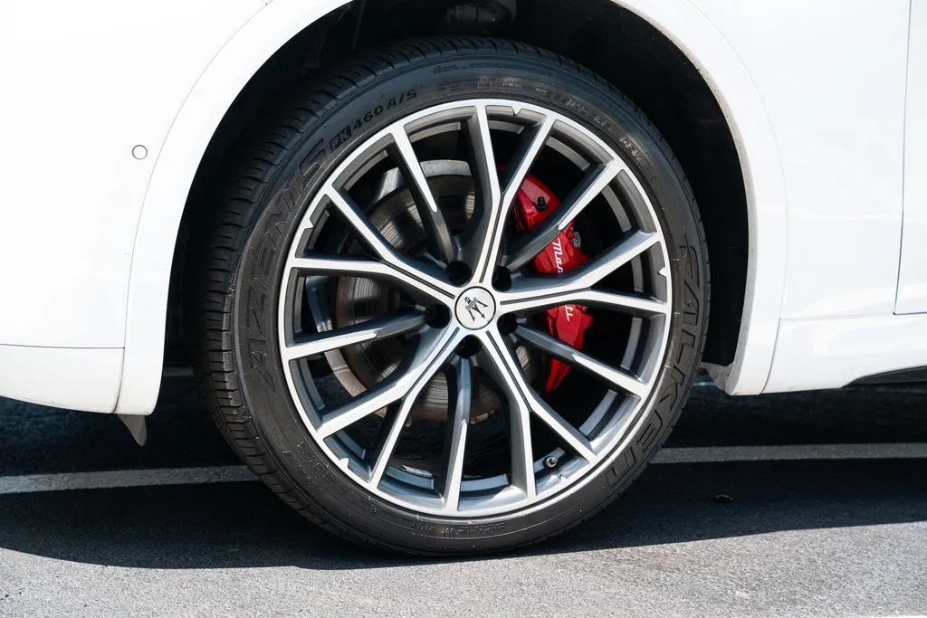 Maserati Grecale photo 25