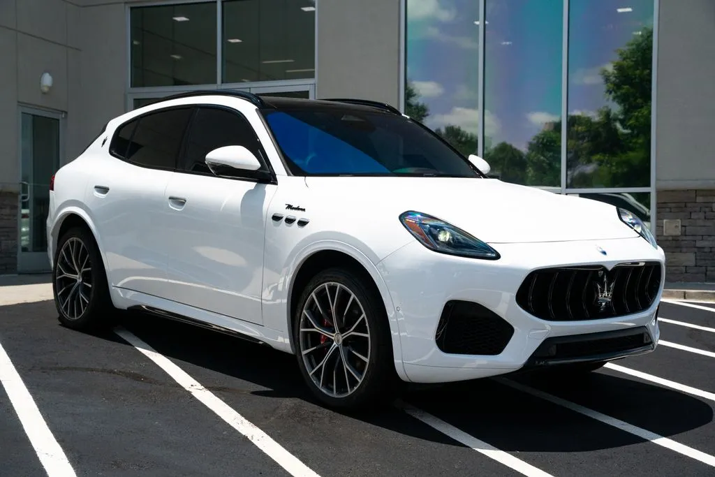 Maserati Grecale photo 8