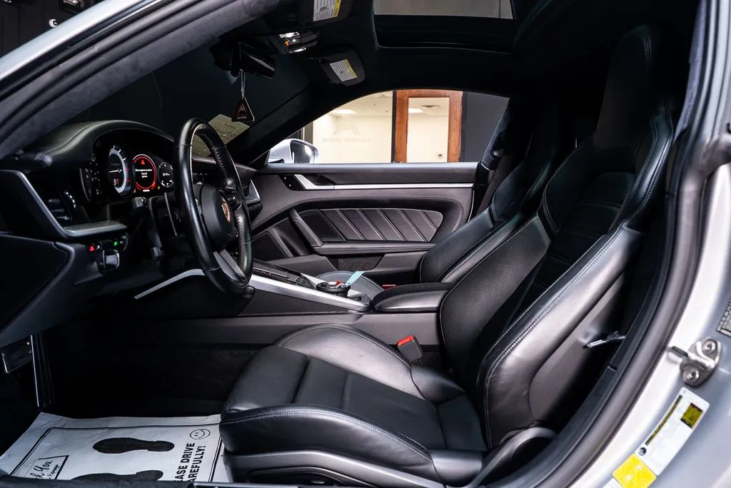 Porsche 911 photo 37