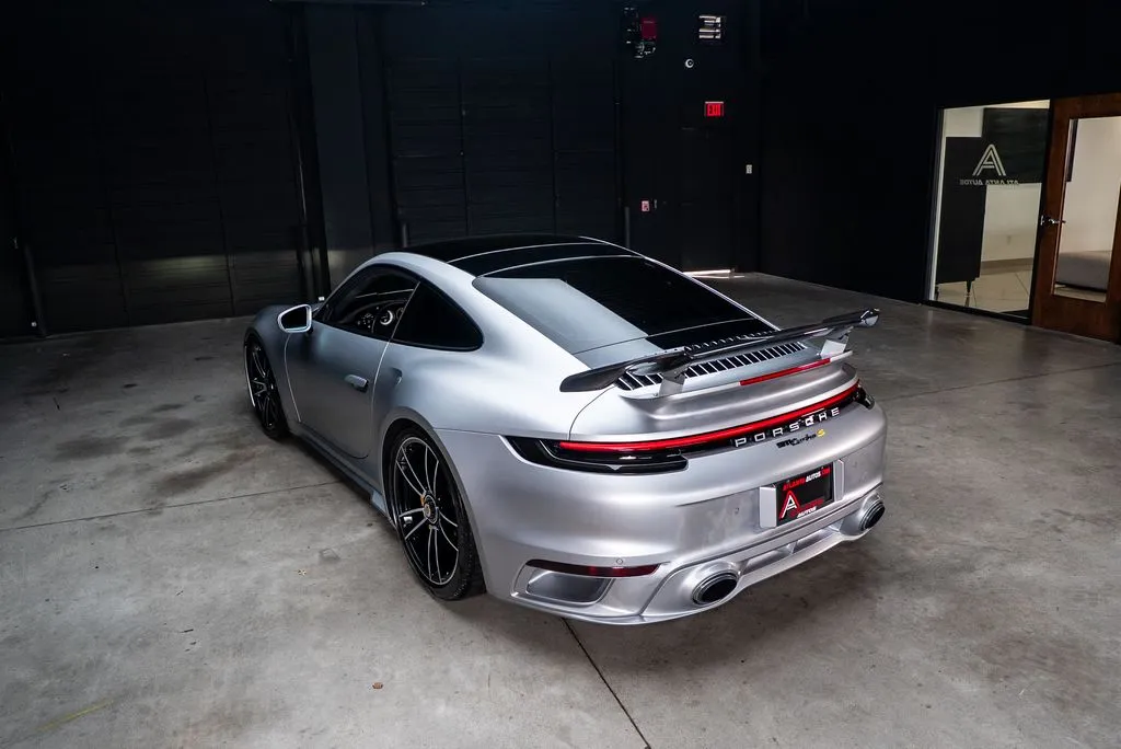 Porsche 911 photo 33