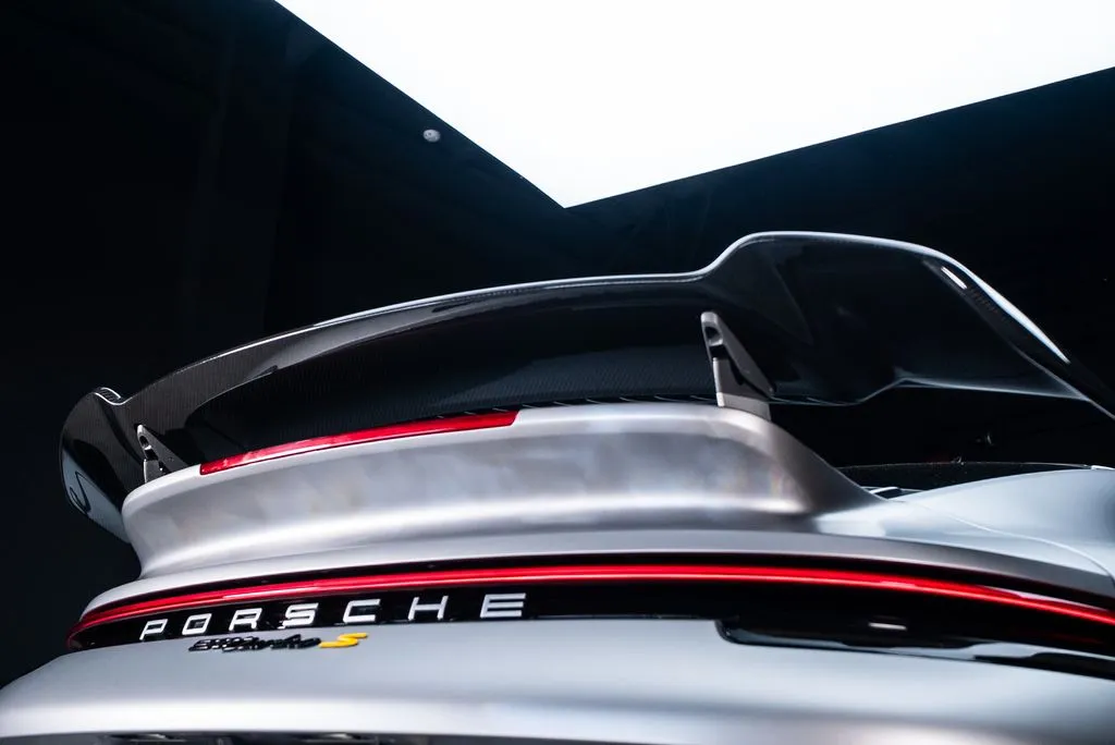Porsche 911 photo 27