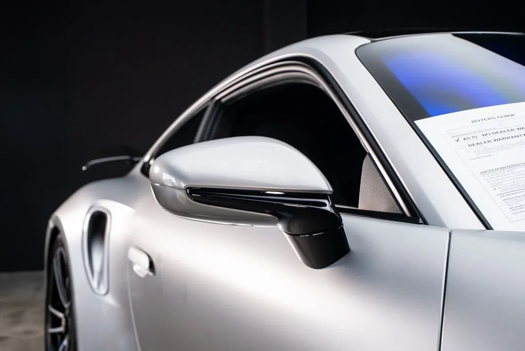 Porsche 911 photo 21