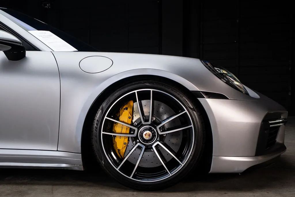 Porsche 911 photo 17