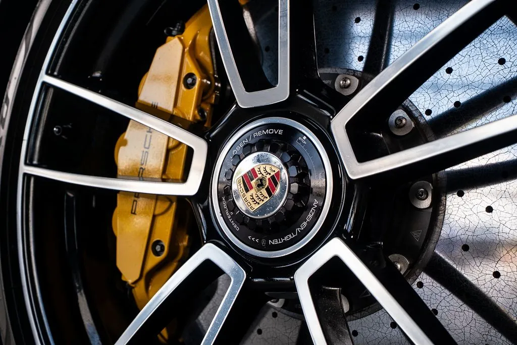Porsche 911 photo 19