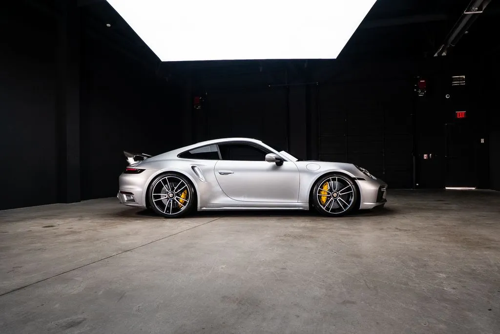 Porsche 911 photo 16