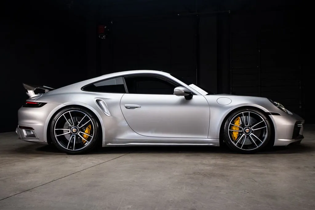 Porsche 911 photo 15