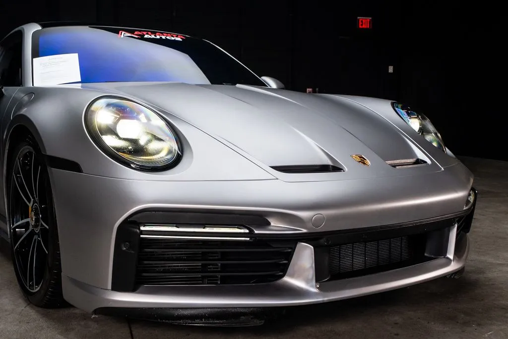 Porsche 911 photo 7