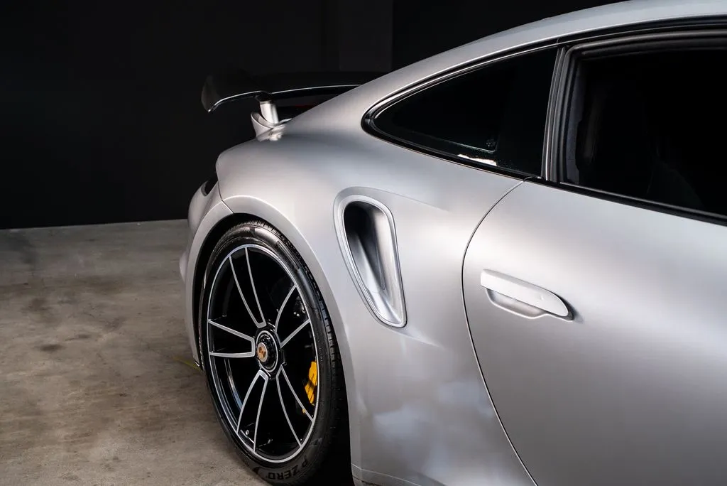 Porsche 911 photo 22