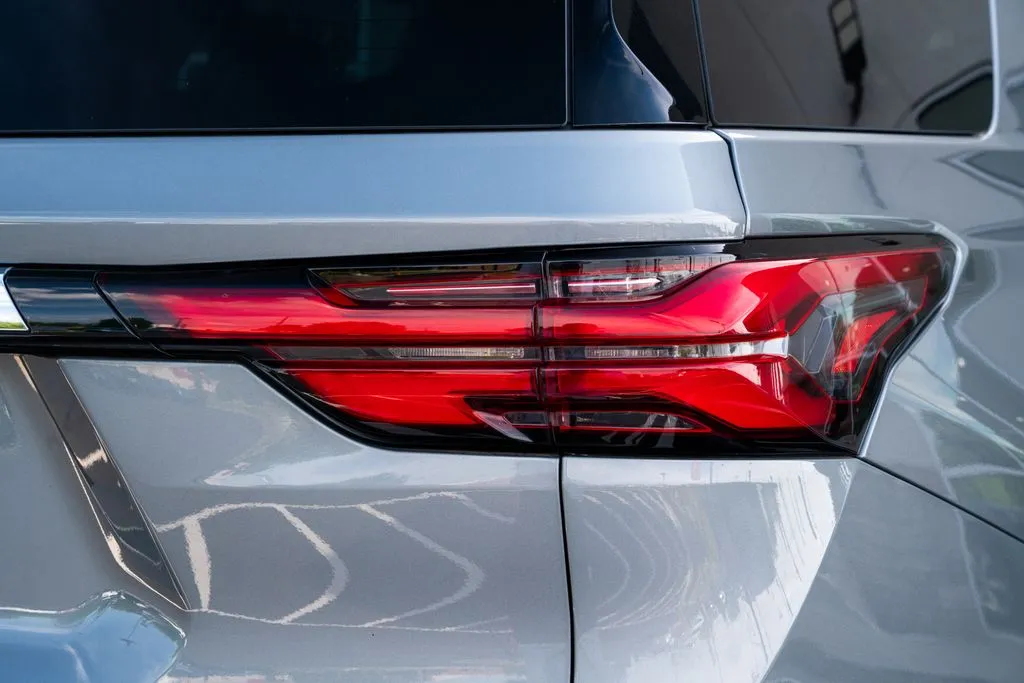 Chevrolet Traverse photo 12