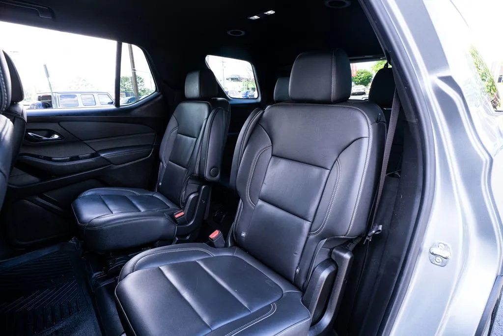 Chevrolet Traverse photo 45