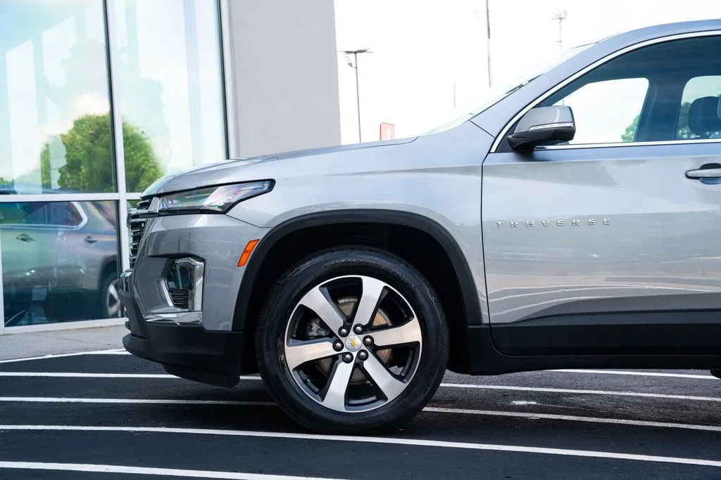 Chevrolet Traverse photo 21