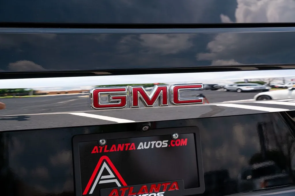 GMC Yukon photo 16