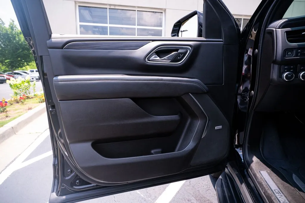 GMC Yukon photo 27