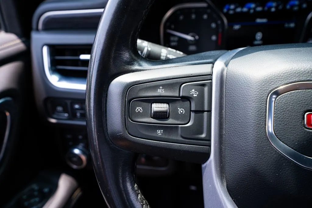 GMC Yukon photo 37